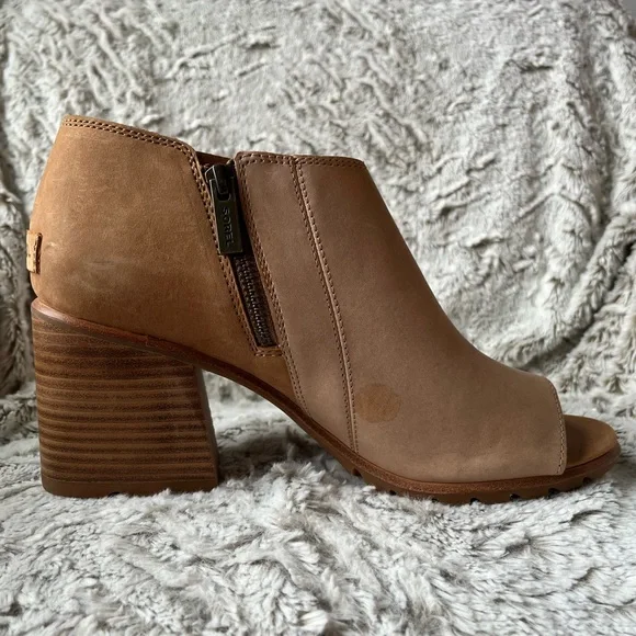 Sorel Nadia Ankle Boot (New!) - Picture 8 of 14